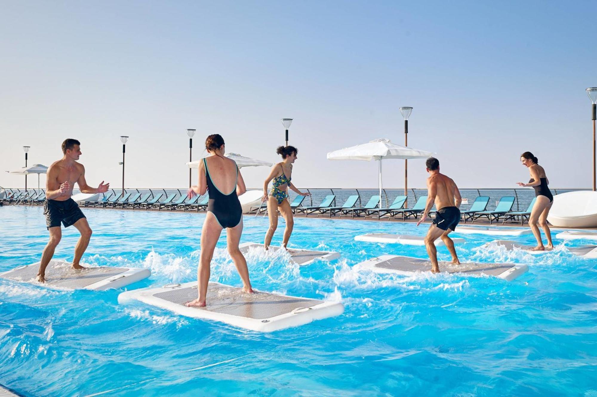 패러그래프 리조트 앤 스파 셰크베틸리, 오토그래프 컬렉션 외부 사진 Aqua Zumba